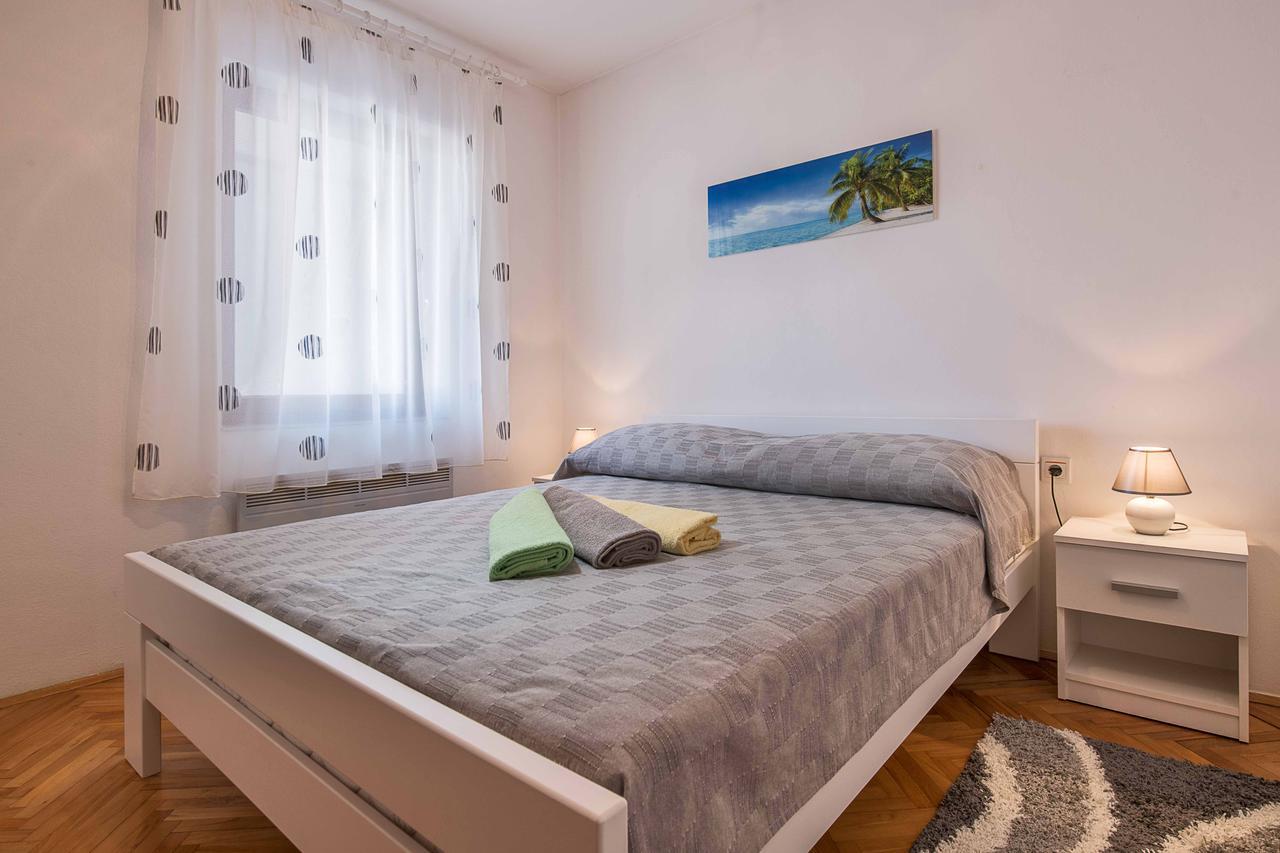 Apartment Dendy Pula Extérieur photo